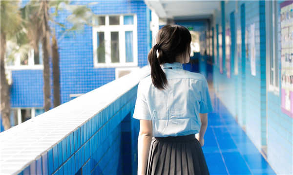 大足如何找到一个可以帮助我生孩子的女人？